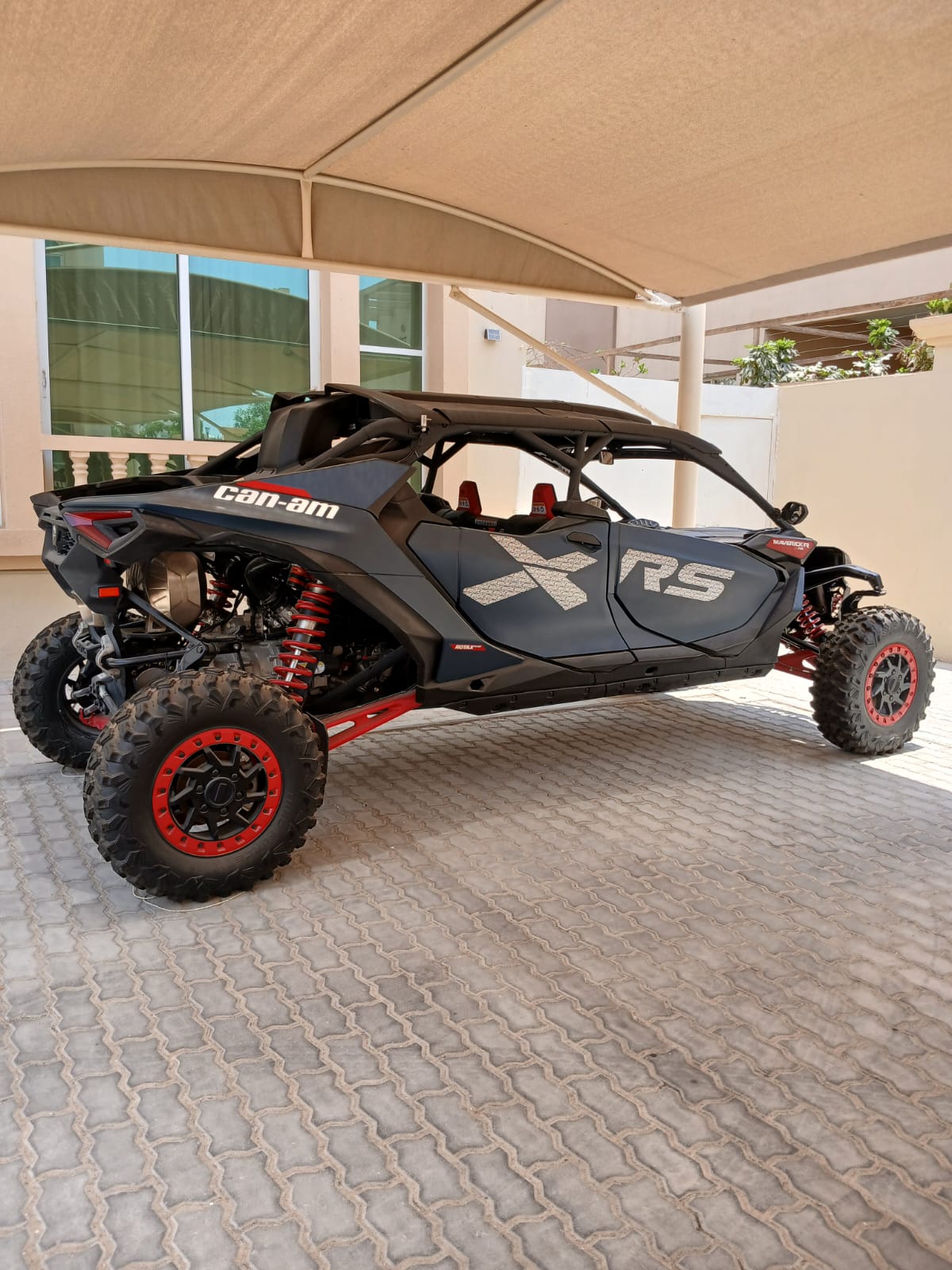 Emergency Roadside Assistance Abu Dhabi: From Battery Boosts to Tire Changes
